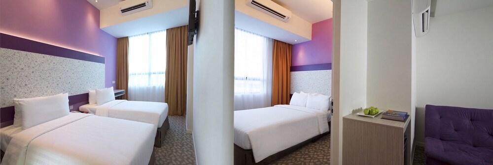 Holiday Inn Express & Suites Johor Bahru By Ihg Exterior foto