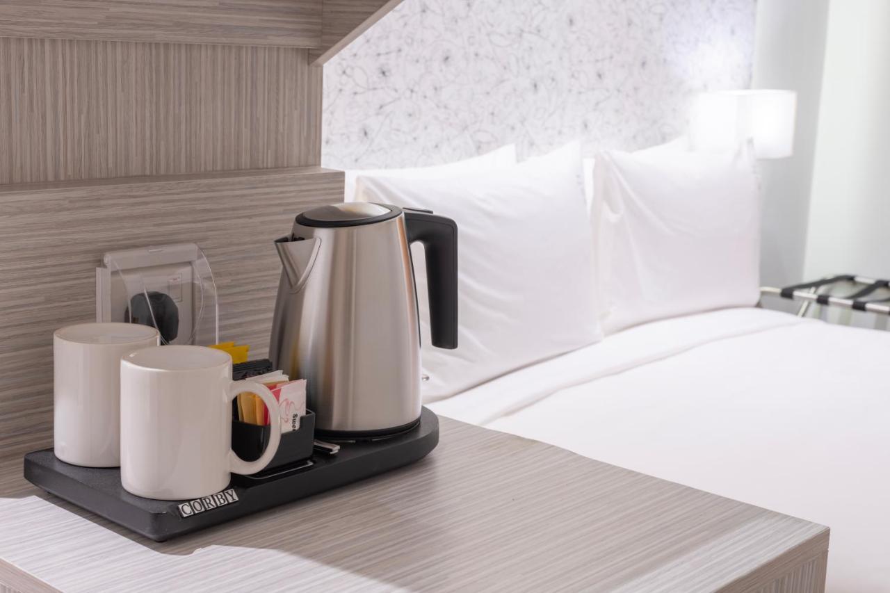 Holiday Inn Express & Suites Johor Bahru By Ihg Exterior foto